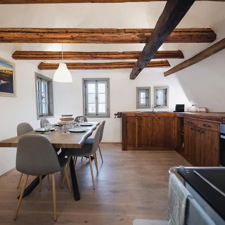 公寓 Altstadt Maerchen-fachwerkhaus 拉恩河畔林堡